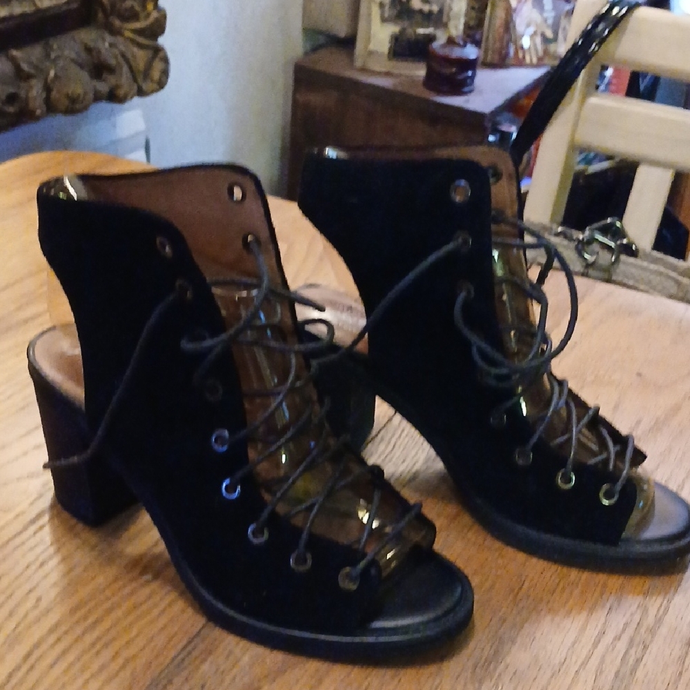 BLACK SUEDE, OPEN TOE, LACE UP HEELS